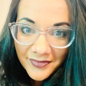 Meet your Posher, Candice